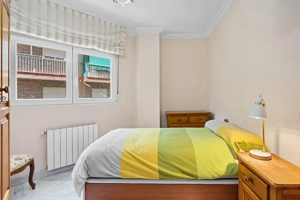 Granada Piso En Calle Arabial 117 Junto A El Corte Ingles Spain